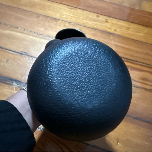 Classic Black Cast Iron Teapot Set with Cups - Picture 8 of 8